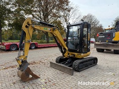 caterpillar-302.7d