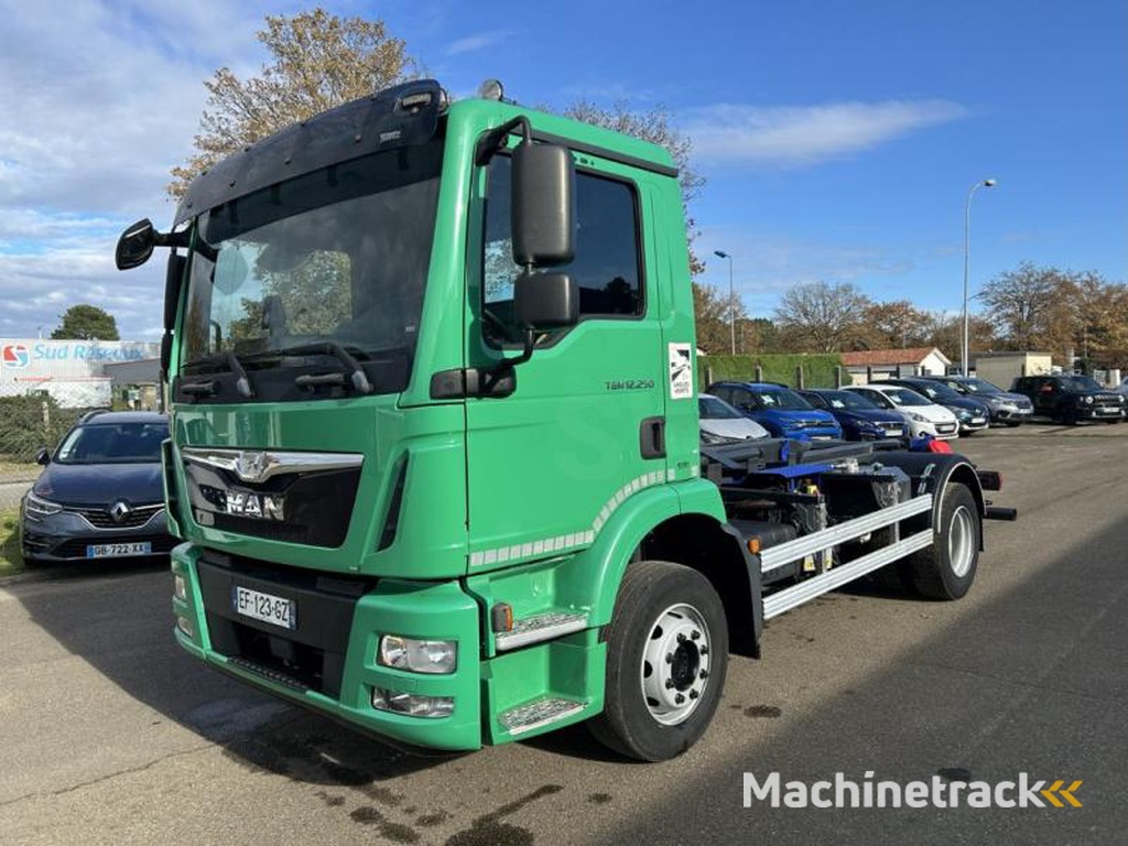 MAN TGM