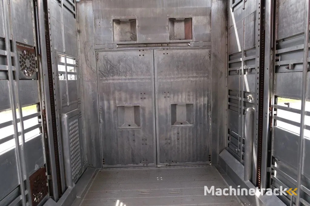 Pezzaioli RBA31 - 2002 - Livestock transport - 2 Floors