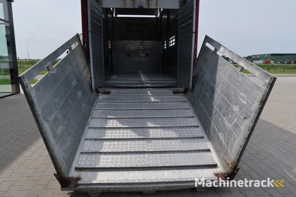 Pezzaioli RBA31 - 2002 - Livestock transport - 2 Floors