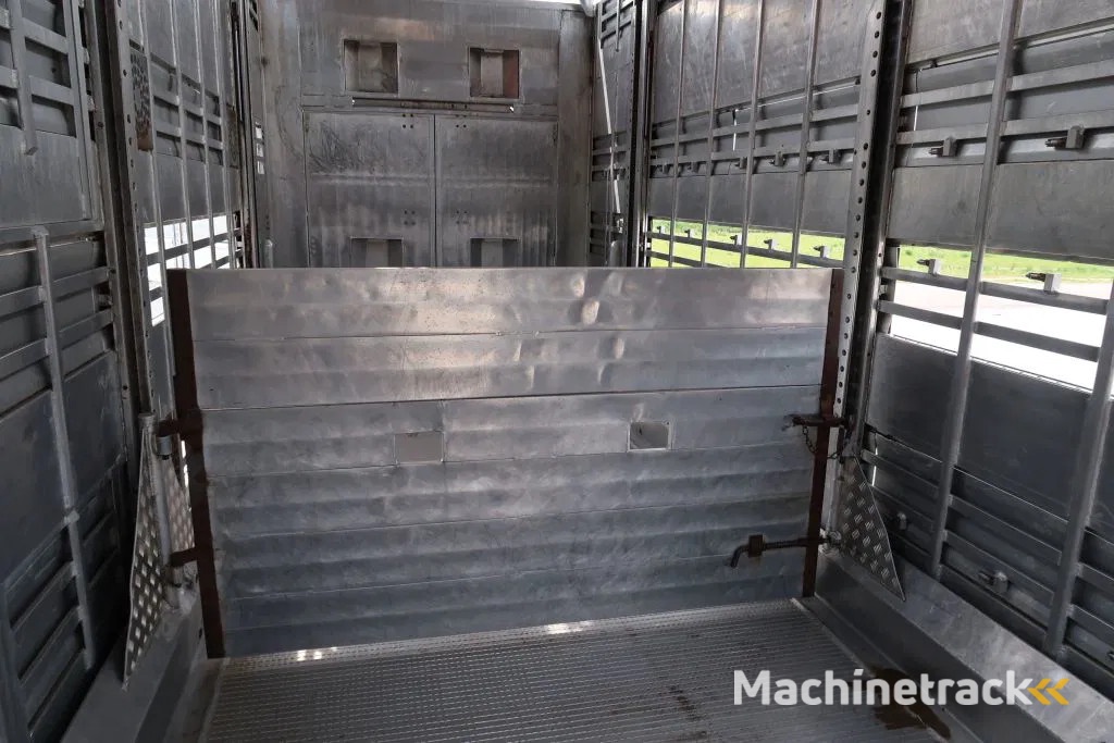 Pezzaioli RBA31 - 2002 - Livestock transport - 2 Floors