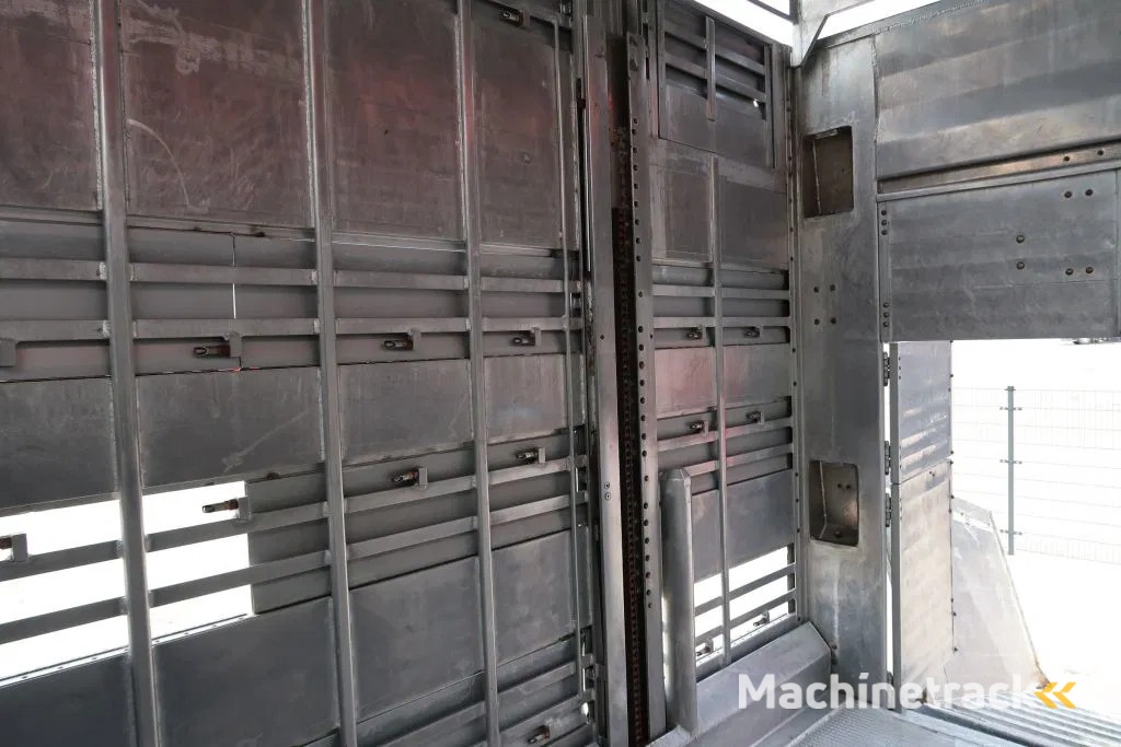 Pezzaioli RBA31 - 2002 - Livestock transport - 2 Floors