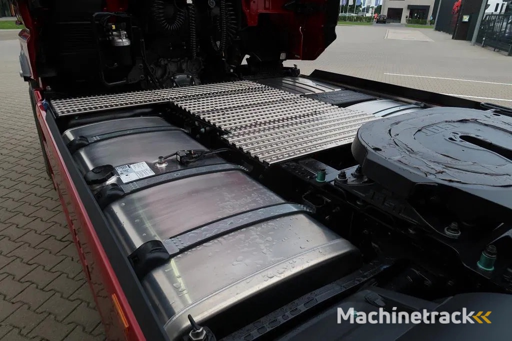 MAN TGX 18.560 MAN - 18.560 - D30 - ADR - Full air New! 75KM