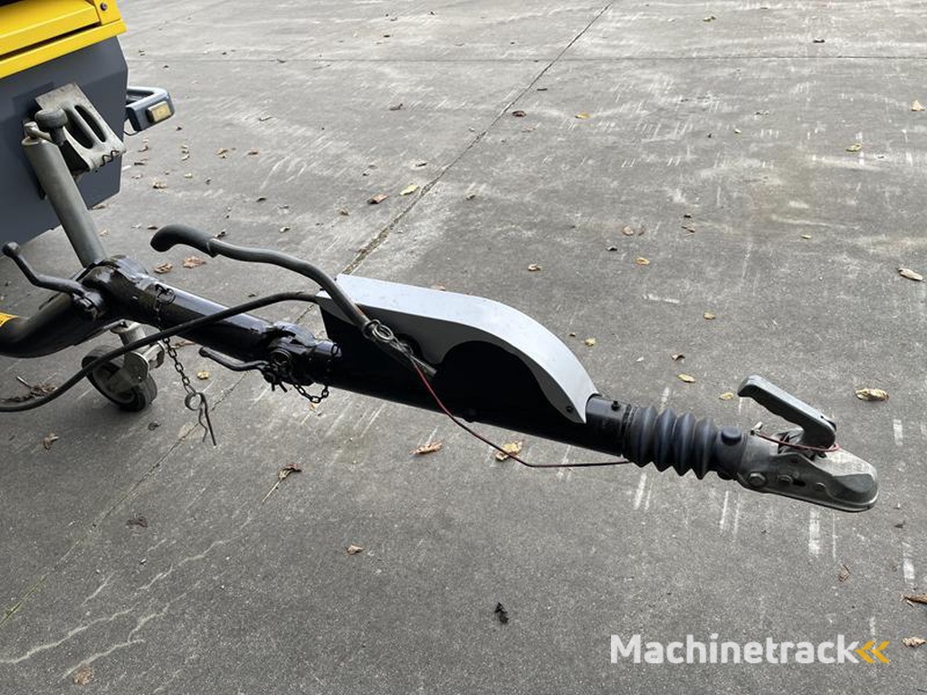 Atlas Copco XAHS 186 DD - N