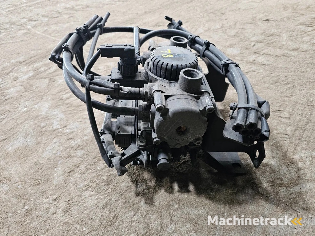 Wabco Mercedes Actros  Ebs modulator - A9304290040005