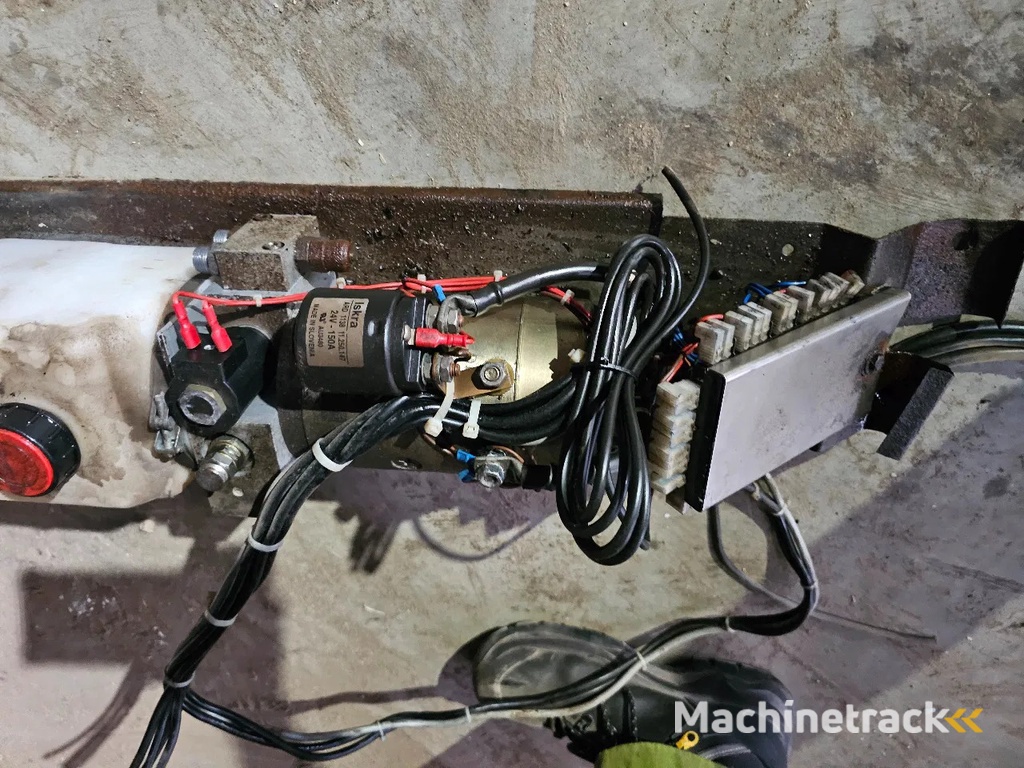 Iskra Hydroliek pomp 24V 2,2kw