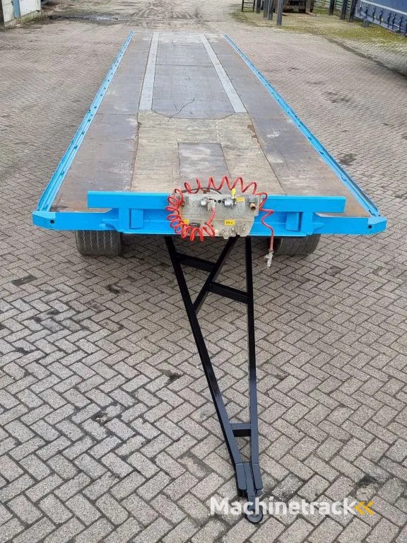 Van Hool 13.60 M LONG - 1 M HIGH - SUPER SINGLE TIRES - DRUM BRAKES