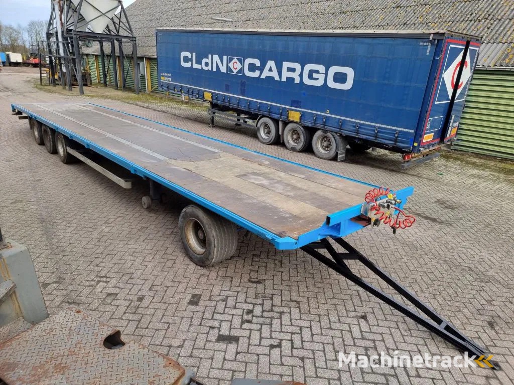 Van Hool 13.60 M LONG - 1 M HIGH - SUPER SINGLE TIRES - DRUM BRAKES