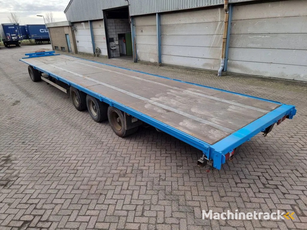 Van Hool 13.60 M LONG - 1 M HIGH - SUPER SINGLE TIRES - DRUM BRAKES