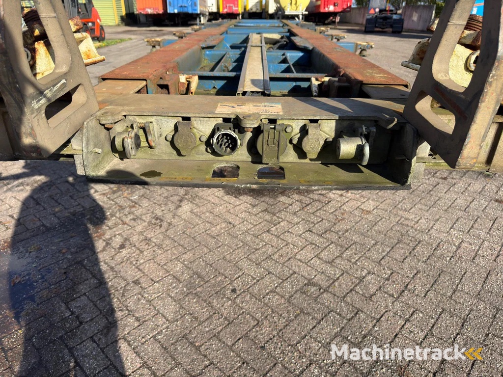 VAN HOOL 3B2018 - 45FT HC - 40FT HC - 2x 20FT HC