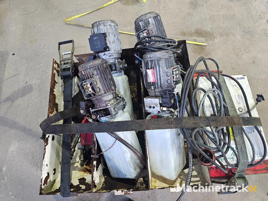 Stertil-Koni Ultra 4-koloms Hefbrug 17500KG