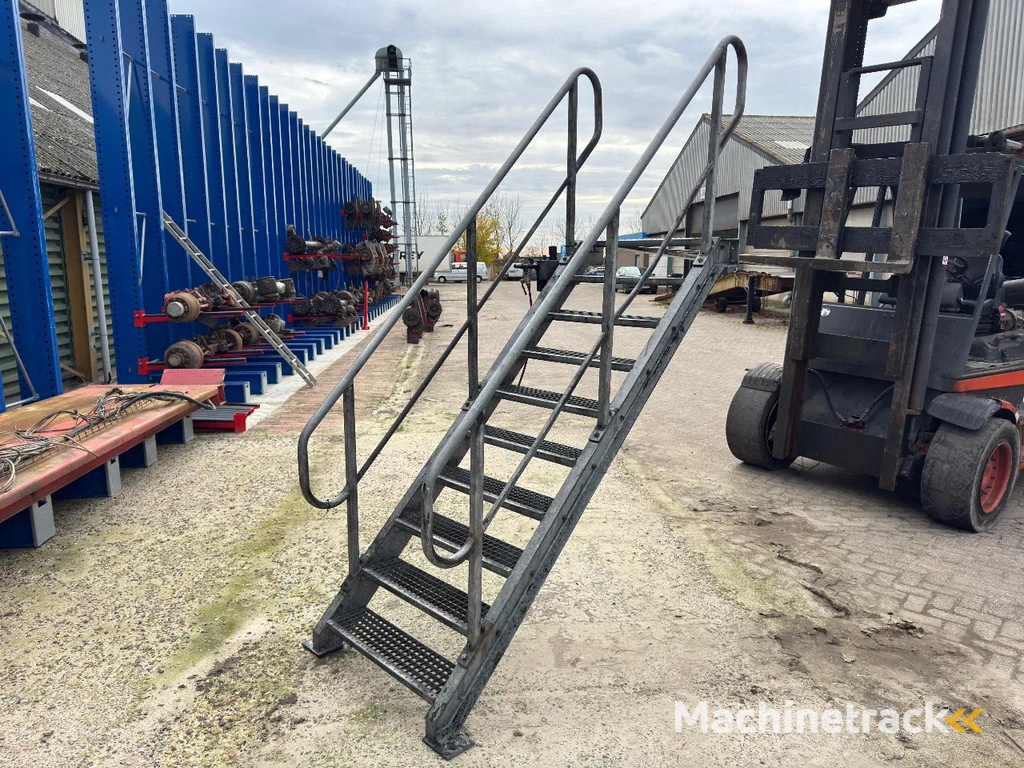 Diversen Steektrap 1.90 x 1.90