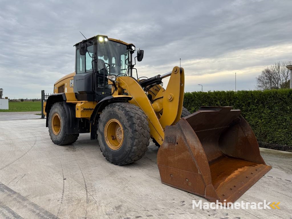 CAT 930 M