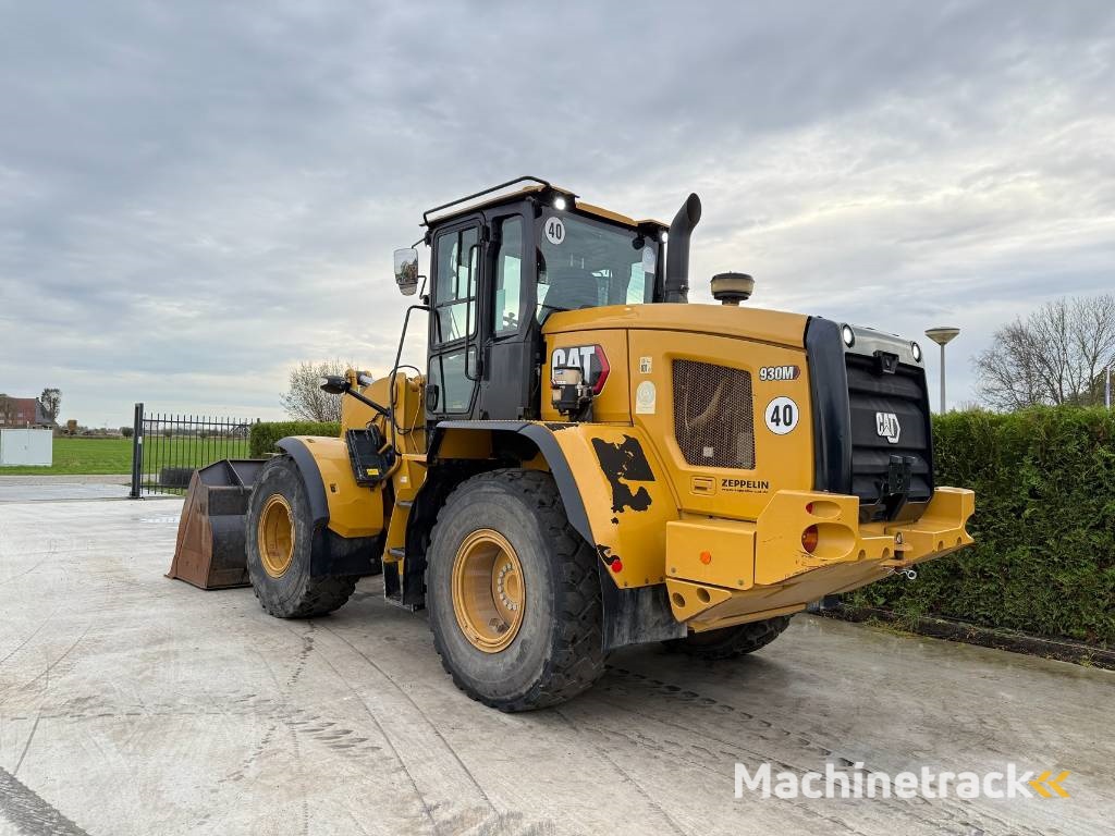 CAT 930 M