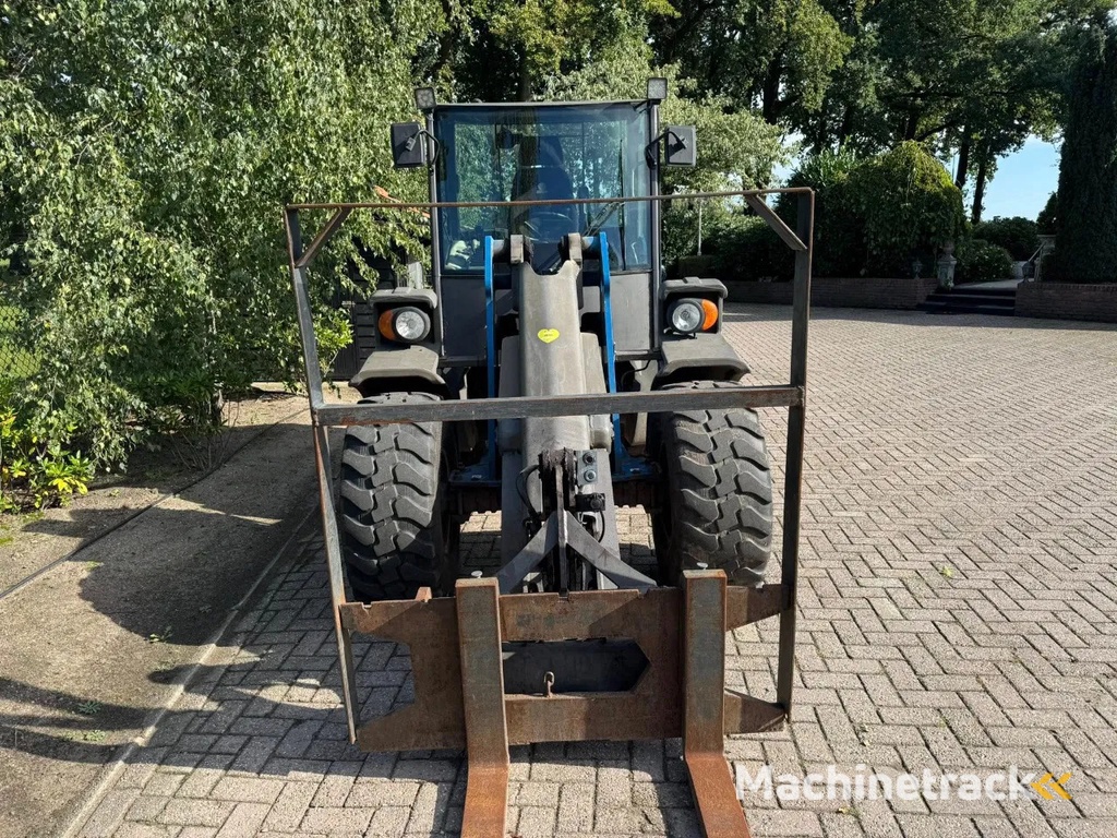 Ahlmann AX70 Shovel loader