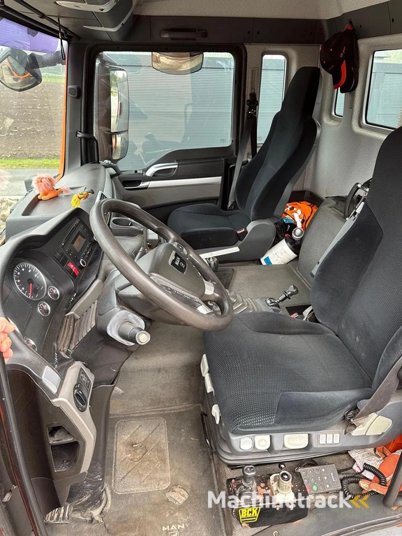 MAN TGS 18.320 Knijperauto