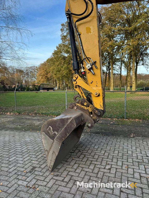 Caterpillar M316D Mobiele graafmachine