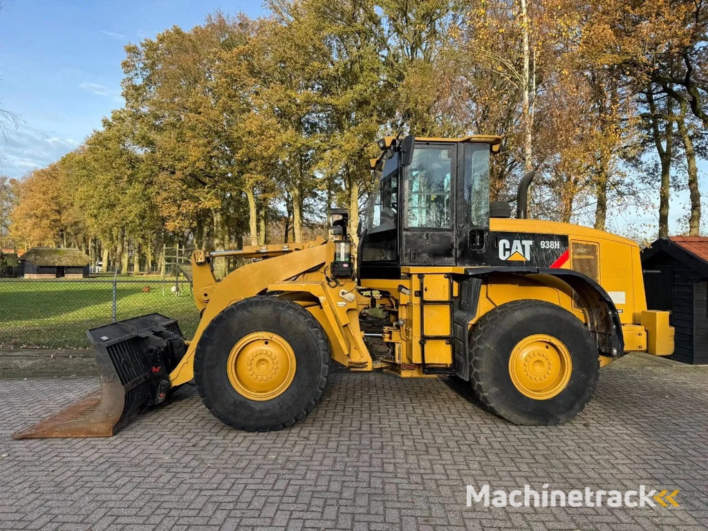 Caterpillar 938H Shovel loader
