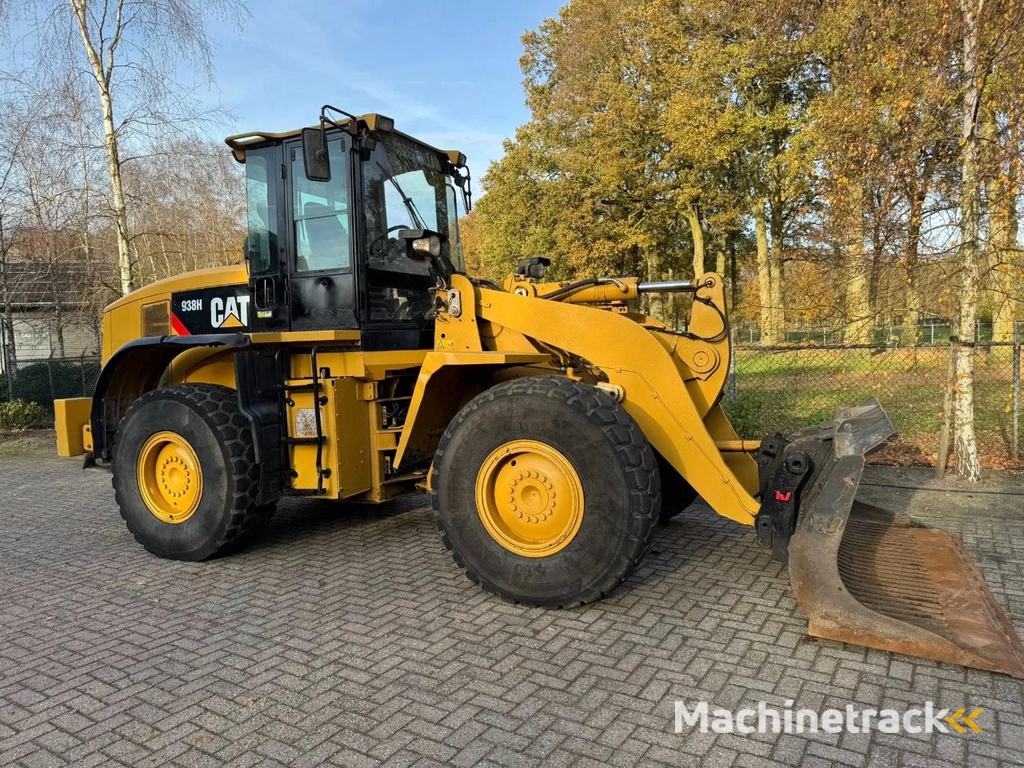 Caterpillar 938H Shovel loader