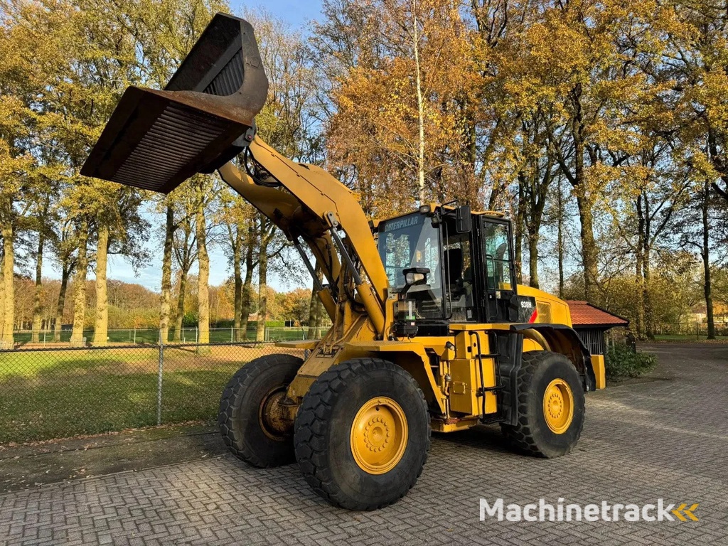 Caterpillar 938H Shovel loader
