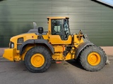 Minituur van Volvo L 120 H
