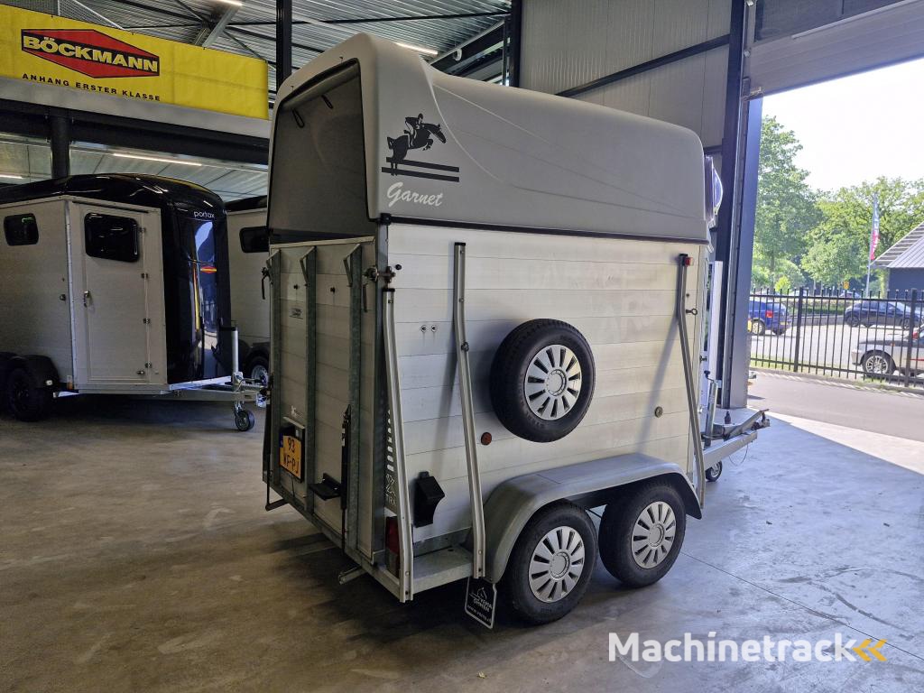 XX Trail Garnet Aluminium opbouw en vloer