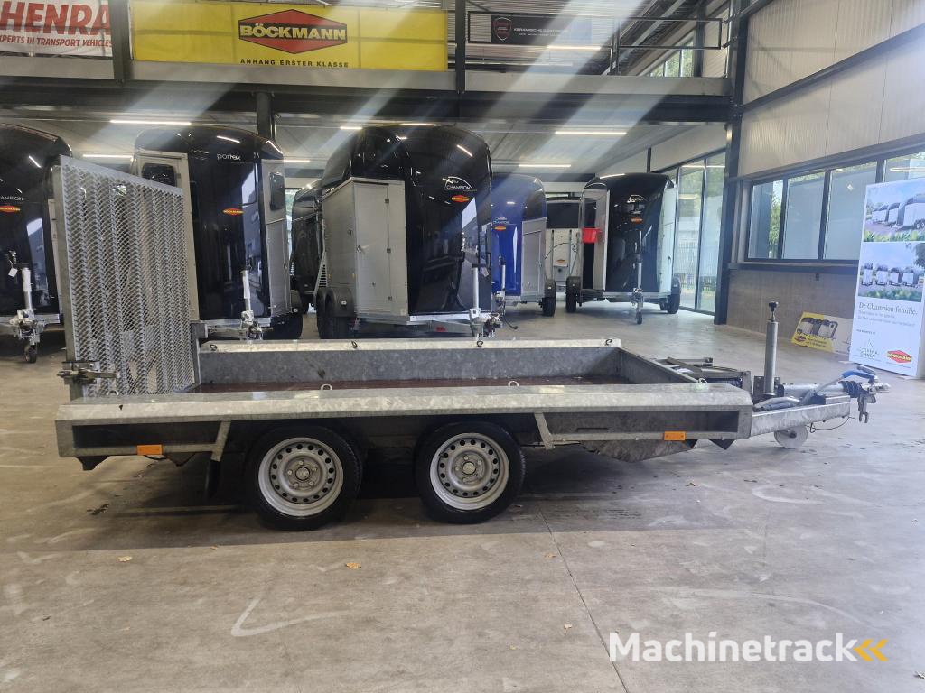 Vlemmix Machinetransporter