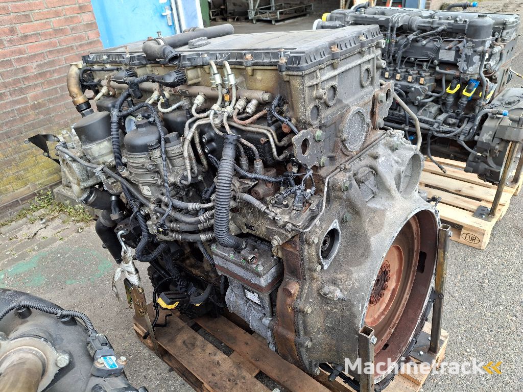 MERCEDES-BENZ OM471LA 420HP