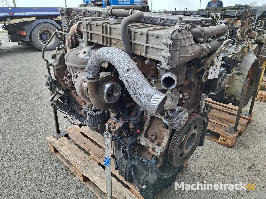 MERCEDES-BENZ OM471LA 420HP