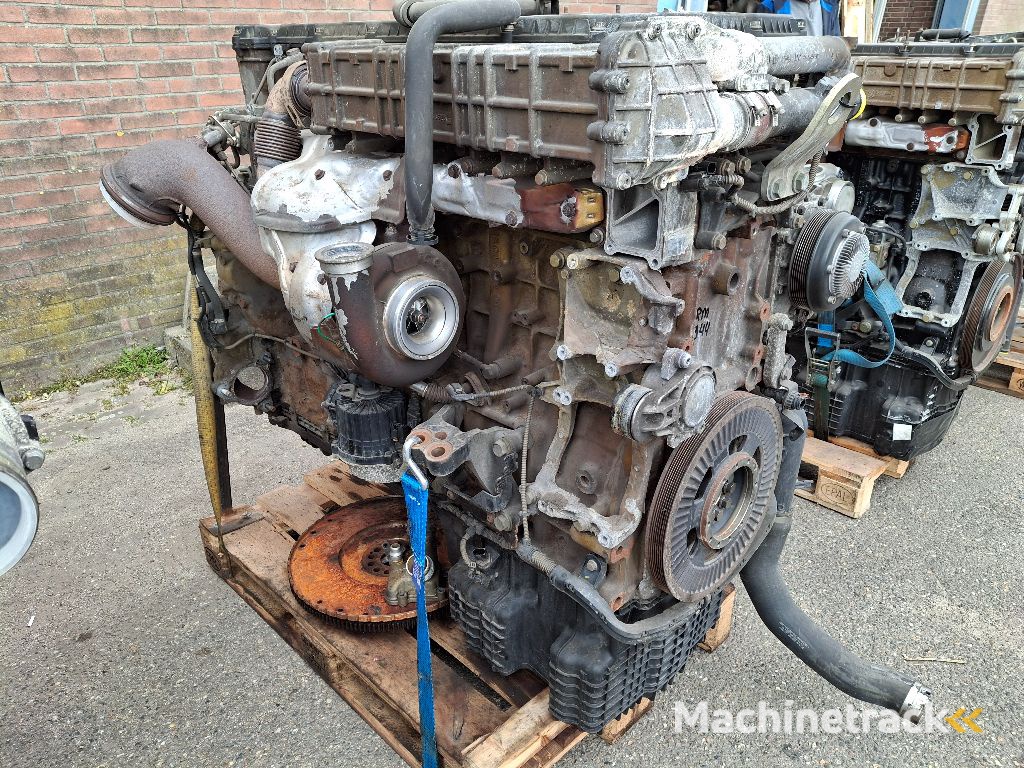 MERCEDES-BENZ OM471LA 420HP