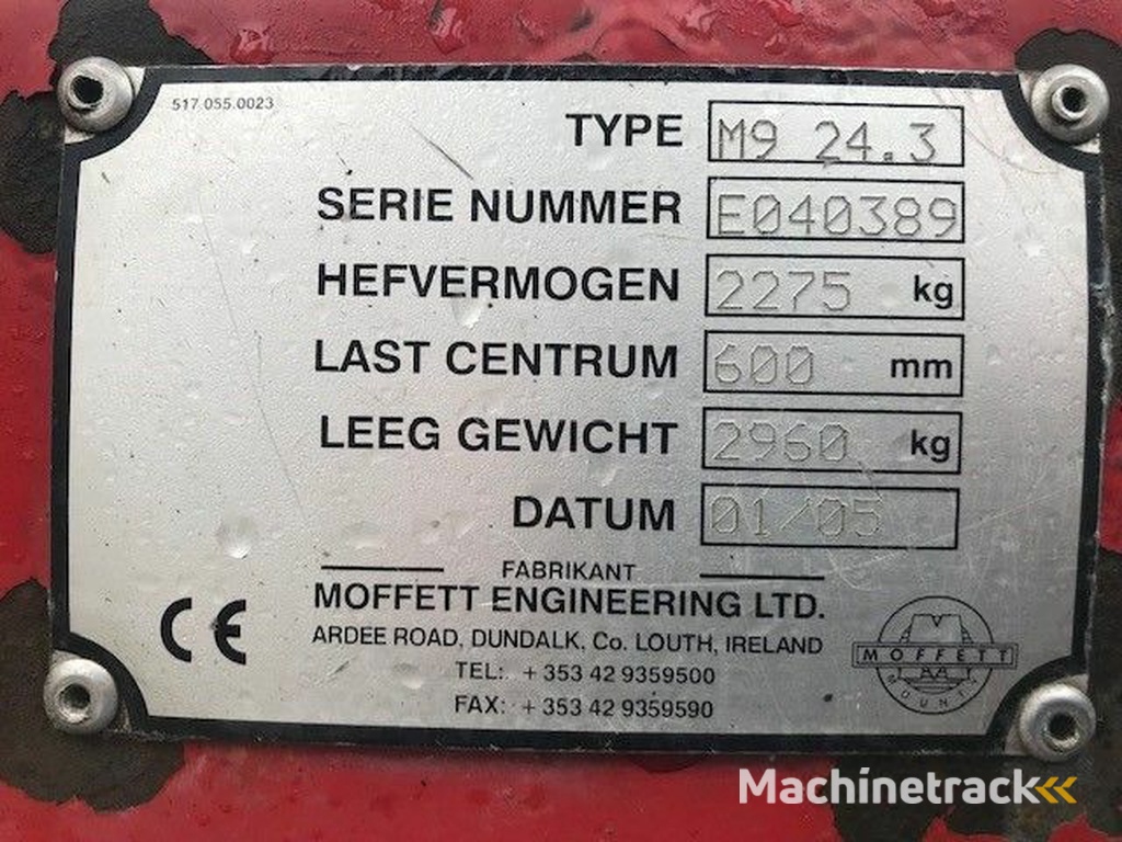 Moffet moffet M9 24.3 , chicken forklift , 1.98 high !!  , 2.300 kg lifting , all wheel drive , kooiaap
