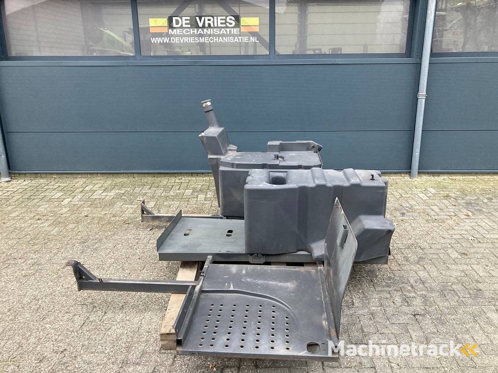 CLAAS diesel tank CLAAS JAGUAR