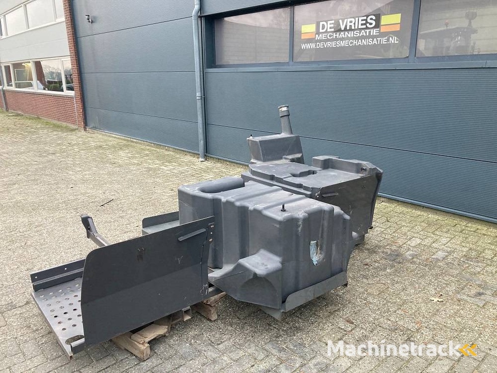 CLAAS diesel tank CLAAS JAGUAR