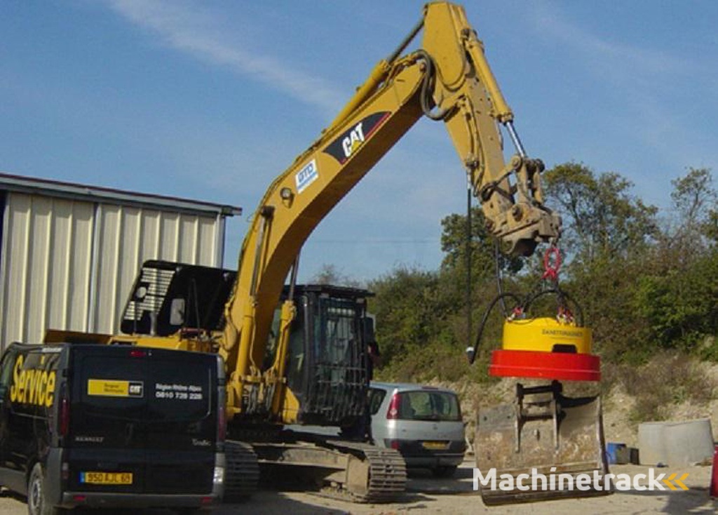 ONE-TP Electro-aimant pour pelle de 2 à 70 tonnes