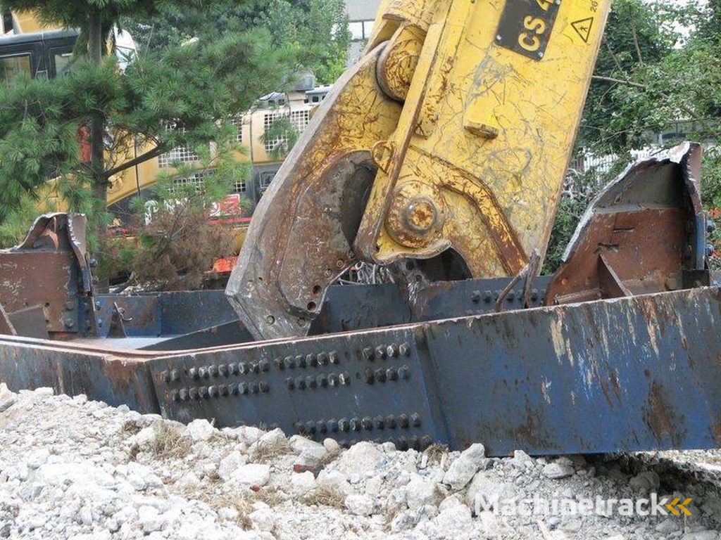 ONE-TP Cisaille à acier pour pelles 2 à 300 tonnes