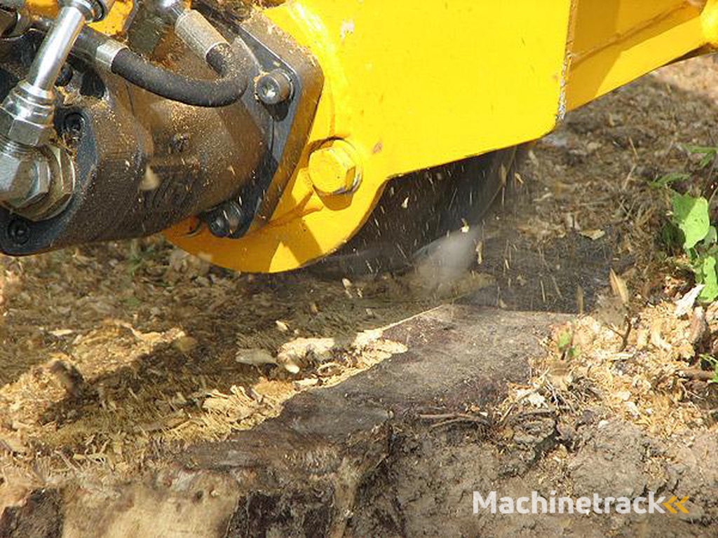 ONE-TP ROGNEUSE DE SOUCHE pour pelle 1,5 à 15 tonnes