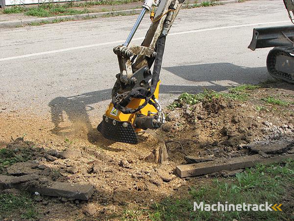 ONE-TP ROGNEUSE DE SOUCHE pour pelle 1,5 à 15 tonnes