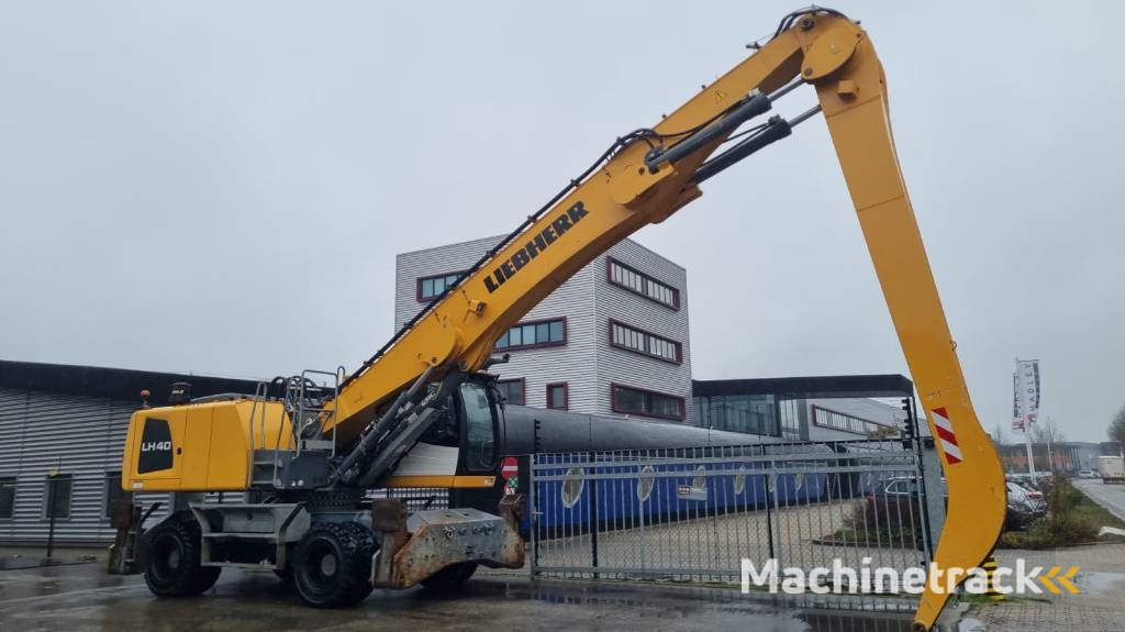 Liebherr LH 40 M