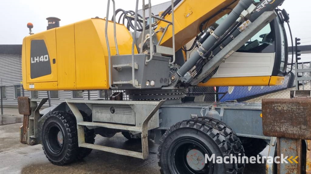 Liebherr LH 40 M