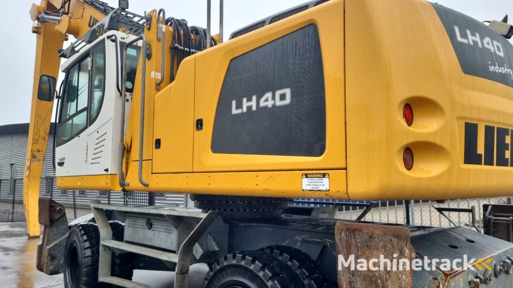 Liebherr LH 40 M
