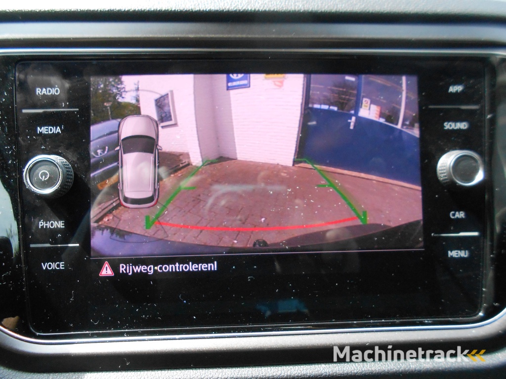 Volkswagen T-Roc 1.0 TSI Sport Trekhaak / Camera / PDC V+A / Stoel en stuur verw.