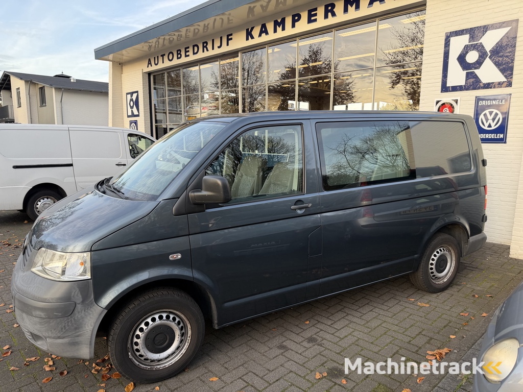Volkswagen Transporter 2.5 TDI 300 Trendline DC Dubbele cabine / Marge / Airco / Trekhaak / Carplay / Nwe APK