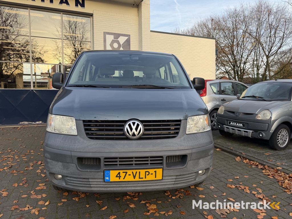 Volkswagen Transporter 2.5 TDI 300 Trendline DC Dubbele cabine / Marge / Airco / Trekhaak / Carplay / Nwe APK