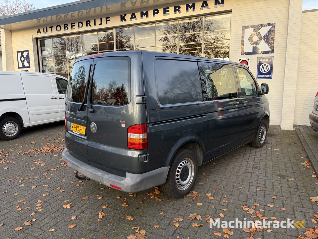 Volkswagen Transporter 2.5 TDI 300 Trendline DC Dubbele cabine / Marge / Airco / Trekhaak / Carplay / Nwe APK
