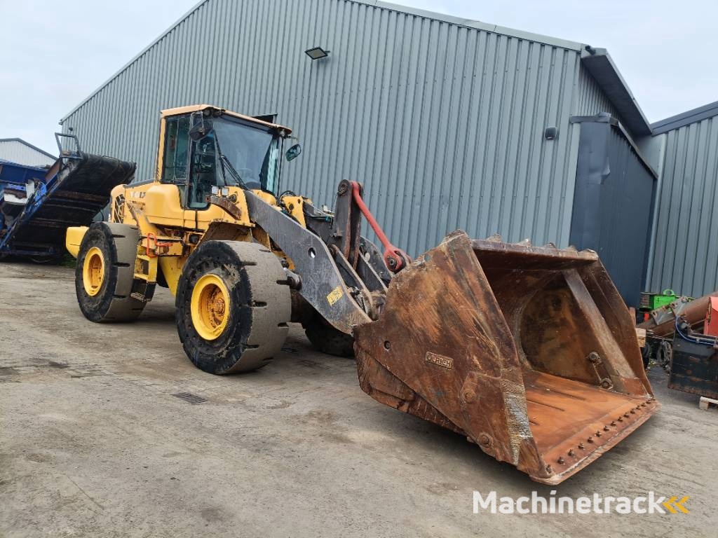 Volvo L 120 F Loader shovel wiellader