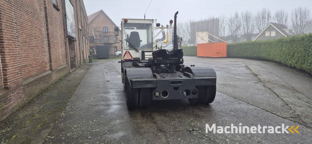 Terberg trt89 4x4 terminal trekker tractor port truck