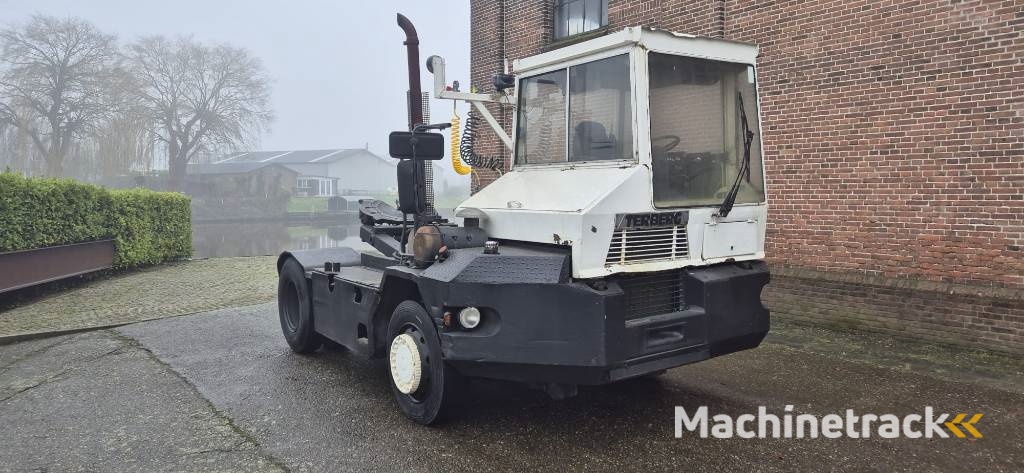 Terberg trt89 4x4 terminal trekker tractor port truck