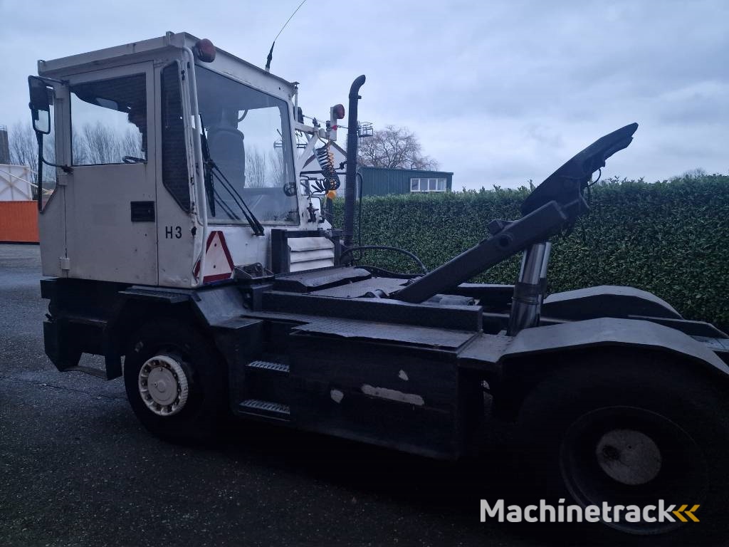 Terberg trt89 4x4 terminal trekker tractor port truck