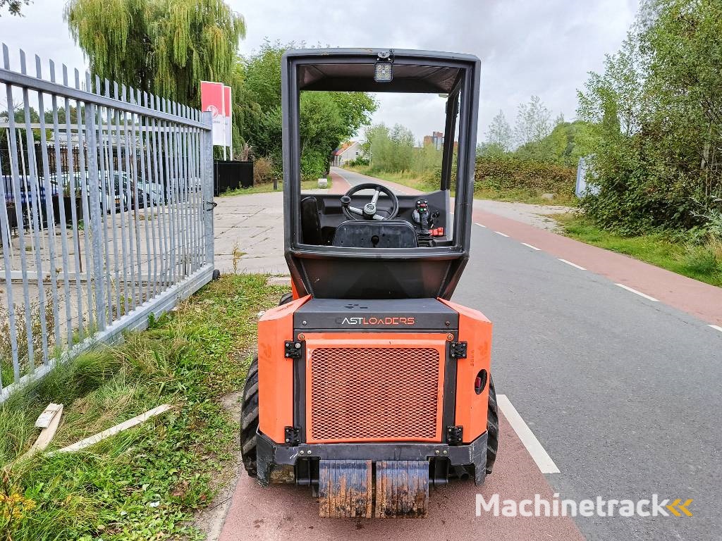 Cast 33 TLS minishovel mini loader giant avant 1400kg