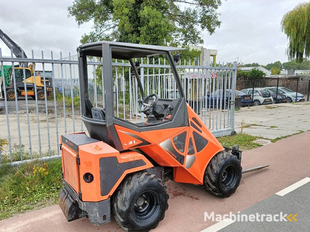 Cast 33 TLS minishovel mini loader giant avant 1400kg
